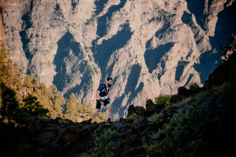 Corredores en el Reventón Trail de El Paso (La Palma)